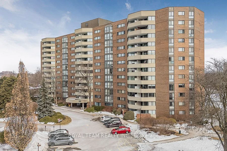 50 Baif Boulevard 706, Richmond Hill, ON L4C 5L1