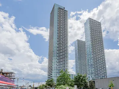 Condo Apartment in Vaughan