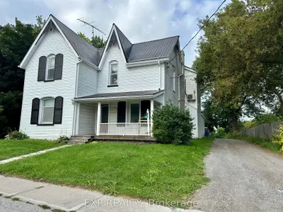 Detached in East Gwillimbury