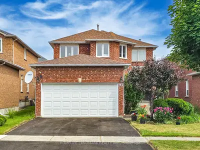 Detached in Richmond Hill