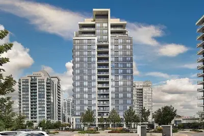 Condo Apartment in Vaughan