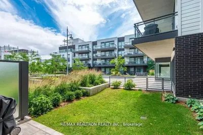 Condo Apartment in Innisfil