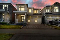 126 Boundary Boulevard, Whitchurch-Stouffville, ON L4A 4W2