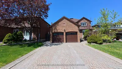 Detached in Richmond Hill