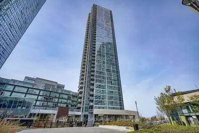 Condo Apartment in Vaughan