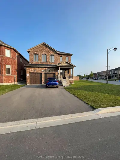 Detached in Brock