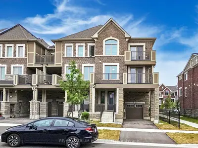 Att/Row/Townhouse in Markham