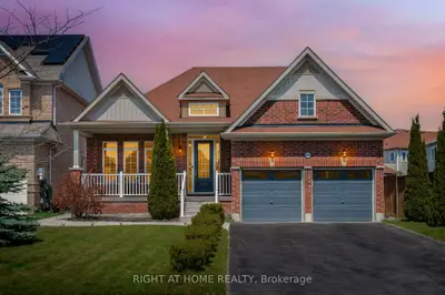 Detached in Essa