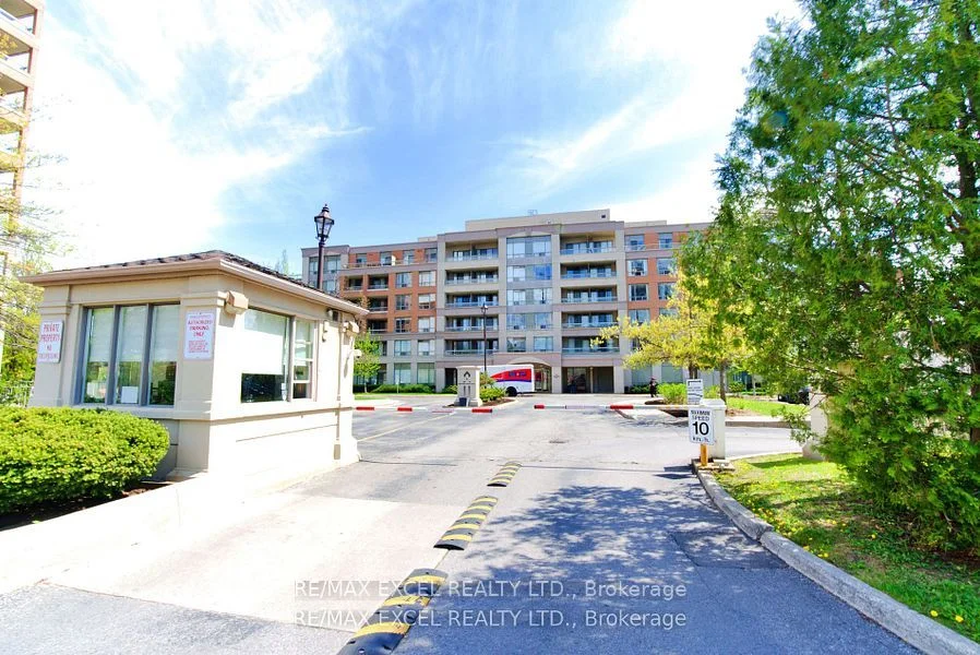 19 Northern Heights Drive 410, Richmond Hill, ON L4S 4B4