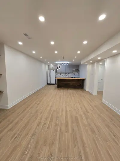 Detached in Innisfil