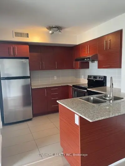 Condo Apartment in Markham