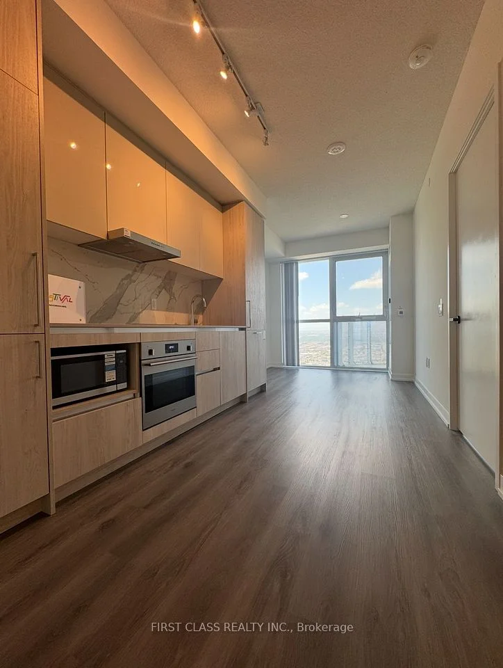 225 Commerce Street 5007, Vaughan, ON L4K 0R1