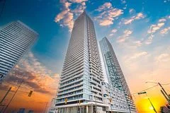 Condo Apartment in Vaughan