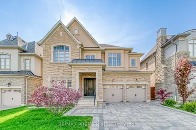 Detached in Vaughan