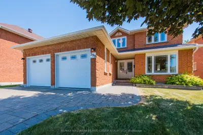 Detached in Richmond Hill