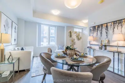 Condo Townhouse in Vaughan