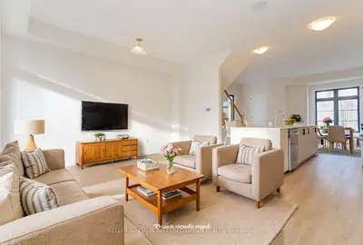 Att/Row/Townhouse in Vaughan