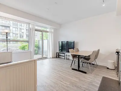 Condo Apartment in Innisfil