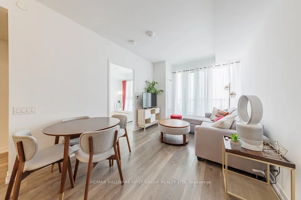 5 Buttermill Avenue 4912, Vaughan, ON L4K 0J5