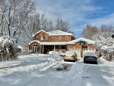 Detached in New Tecumseth