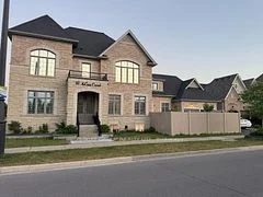 147 Mccann Crescent Upper, Bradford West Gwillimbury, ON L3Z 0M6