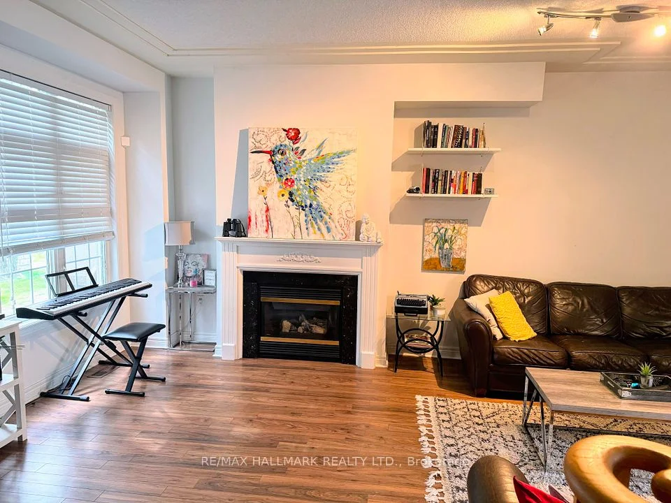10 Post Oak Drive 47, Richmond Hill, ON L4E 4H7