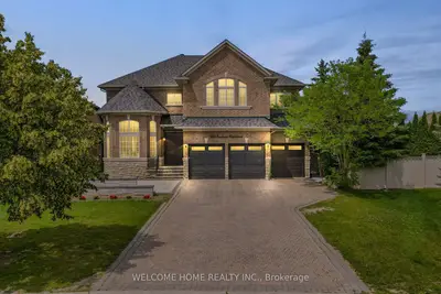 Detached in Vaughan
