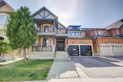 Detached in Richmond Hill