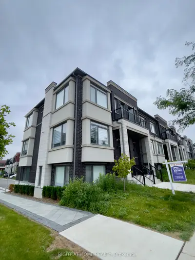 Att/Row/Townhouse in Vaughan