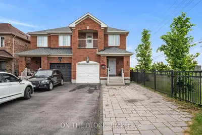 Semi-Detached in Vaughan