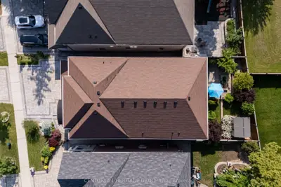 Detached in Richmond Hill