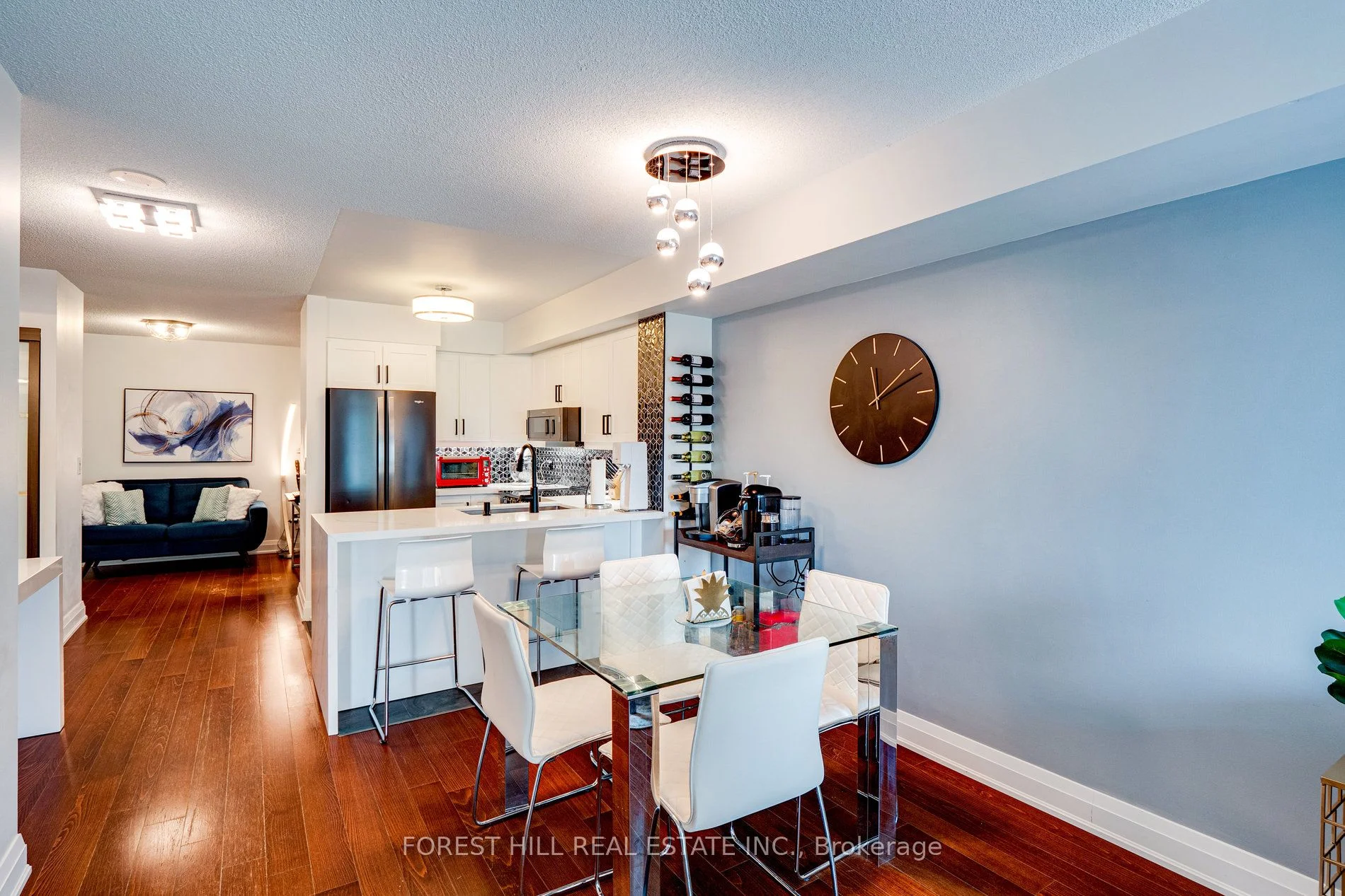 30 North Park Road 214, Vaughan, ON L4J 0G6