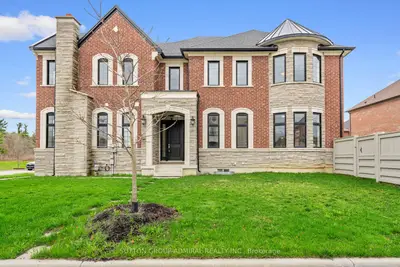 Detached in Vaughan