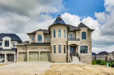 Detached in Vaughan