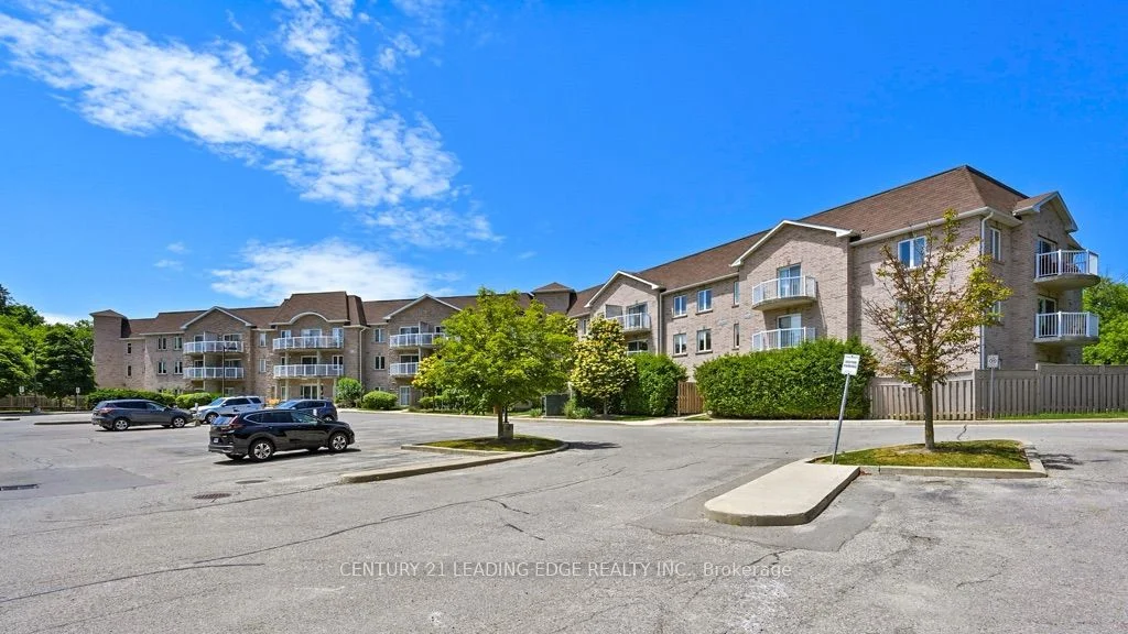 32 Church Street 221, King, ON L0G 1T0