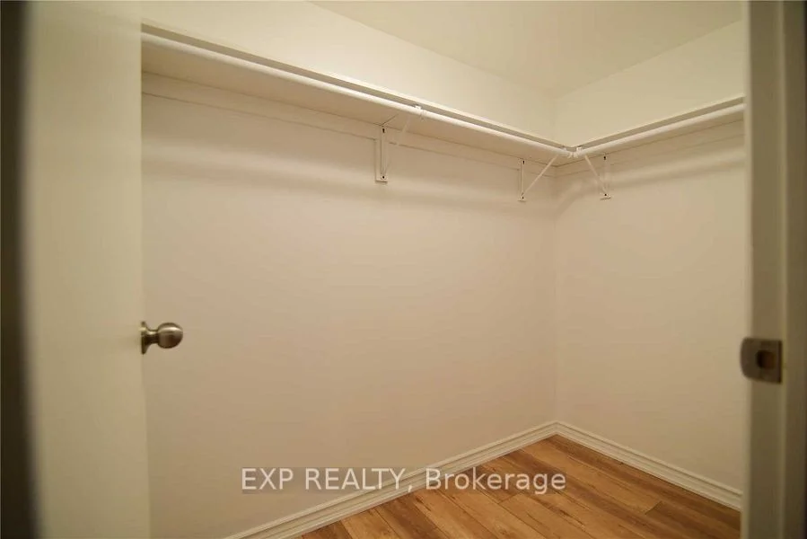 173 Frederick Street, Georgina, ON L4P 2J2