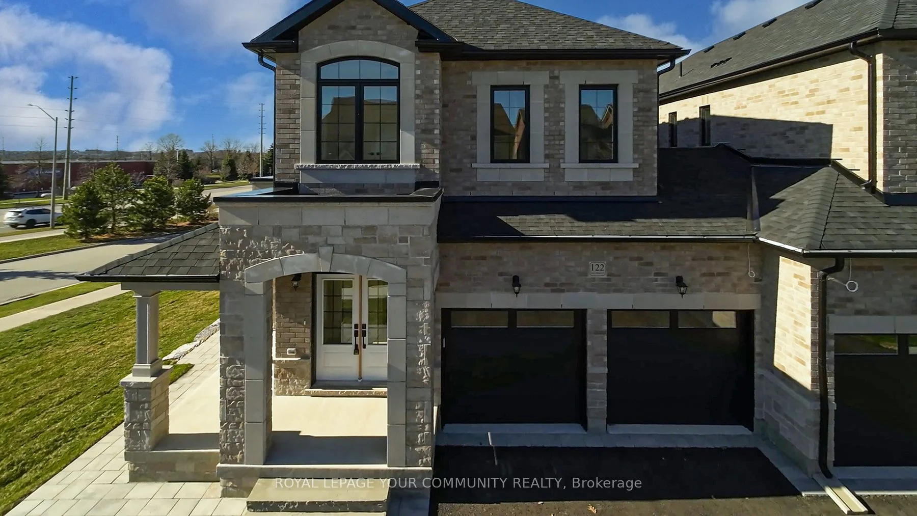 122 Lewis Honey Drive, Aurora, On L4g 0j3
