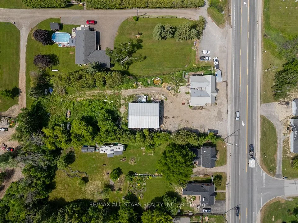 28099 Highway 48, Georgina, On, L0e 1n0