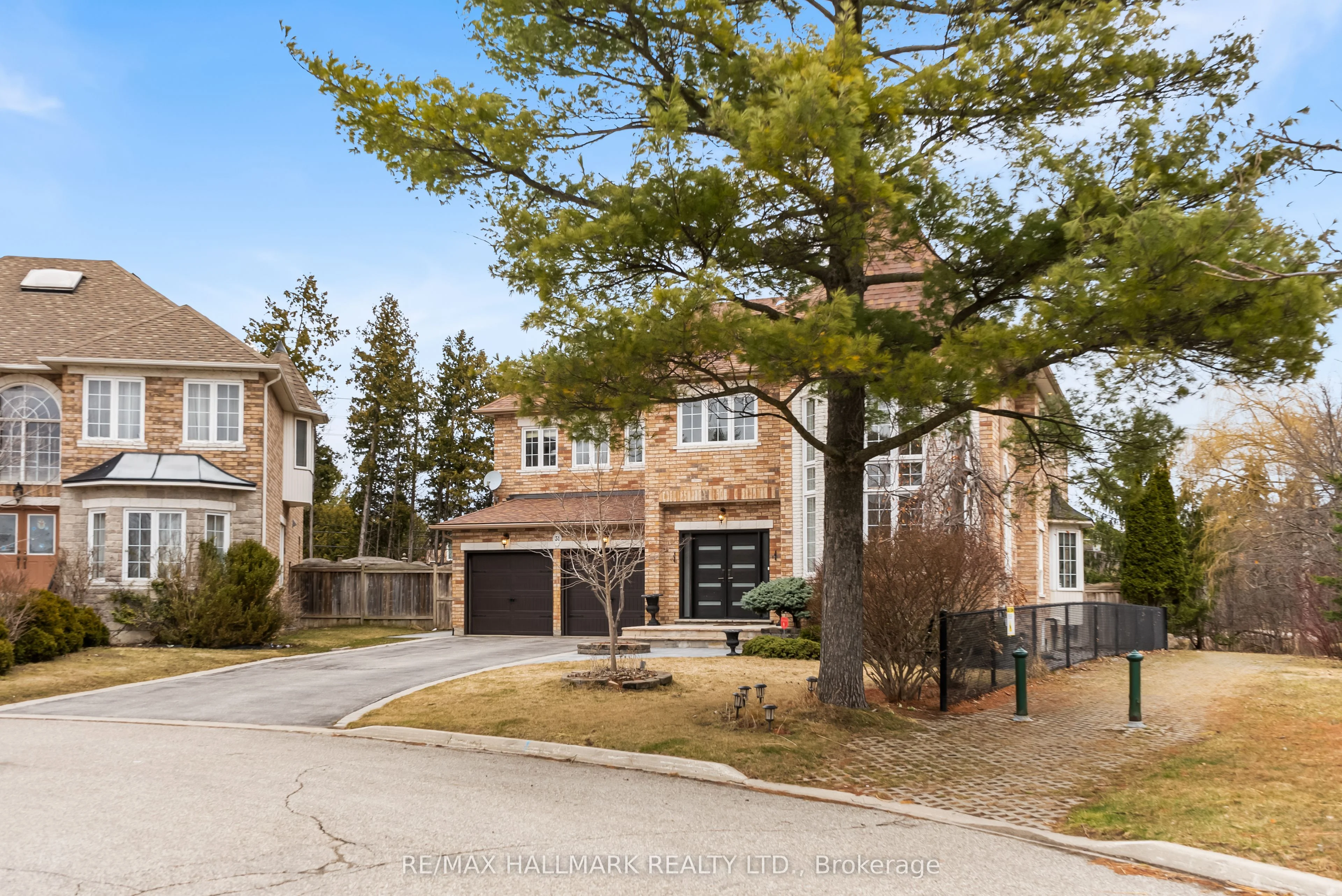31 MARINUCCI Court, Richmond Hill, ON L4C 0M5