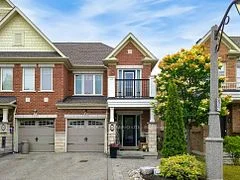 63 Northwest Passage, Whitchurch-Stouffville, ON L4A 0T2