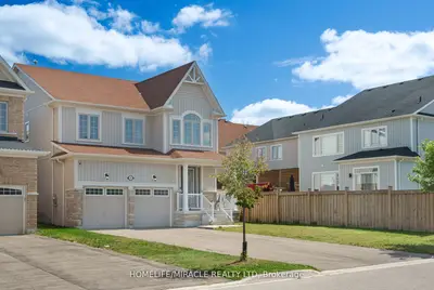 Detached in Essa