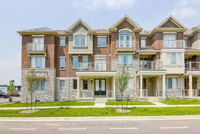 Att/Row/Townhouse in Markham