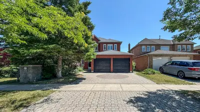 Detached in Markham