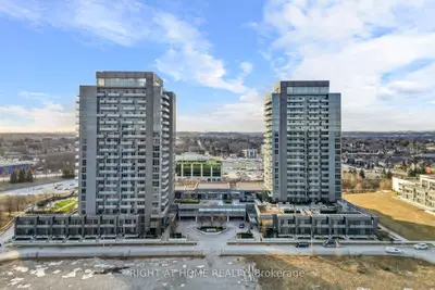 Condo Apartment in Richmond Hill