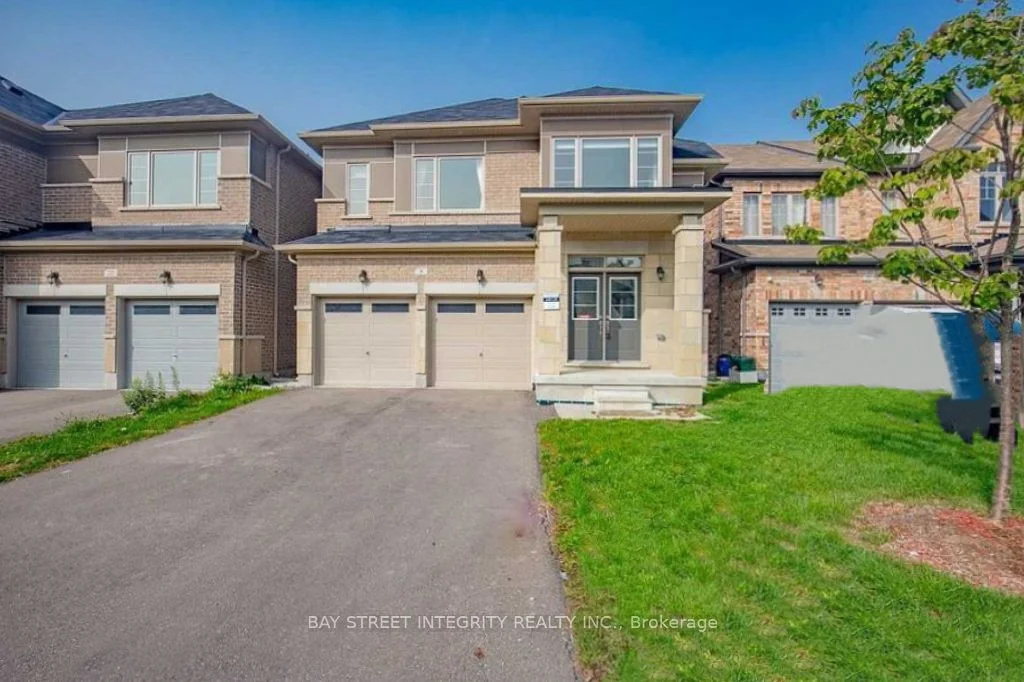 Detached in Aurora