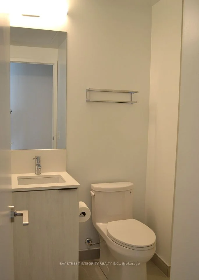 1000 Portage Parkway 3801, Vaughan, ON L4K 0L1