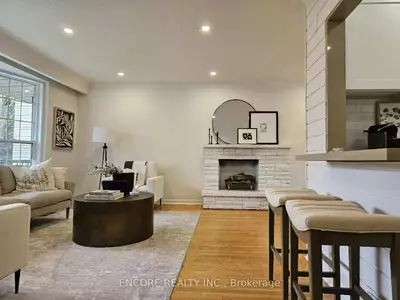 Detached in Richmond Hill