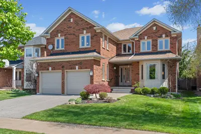 Detached in Vaughan