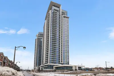 Condo Apartment in Markham