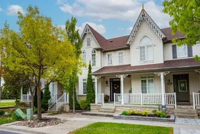 Att/Row/Townhouse in Markham